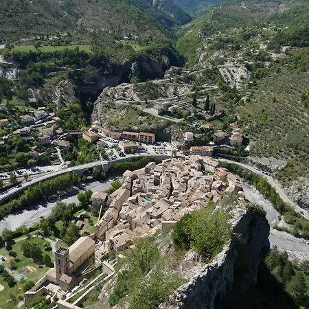 בית נופש La Bergerie Du Grand Tilleul *